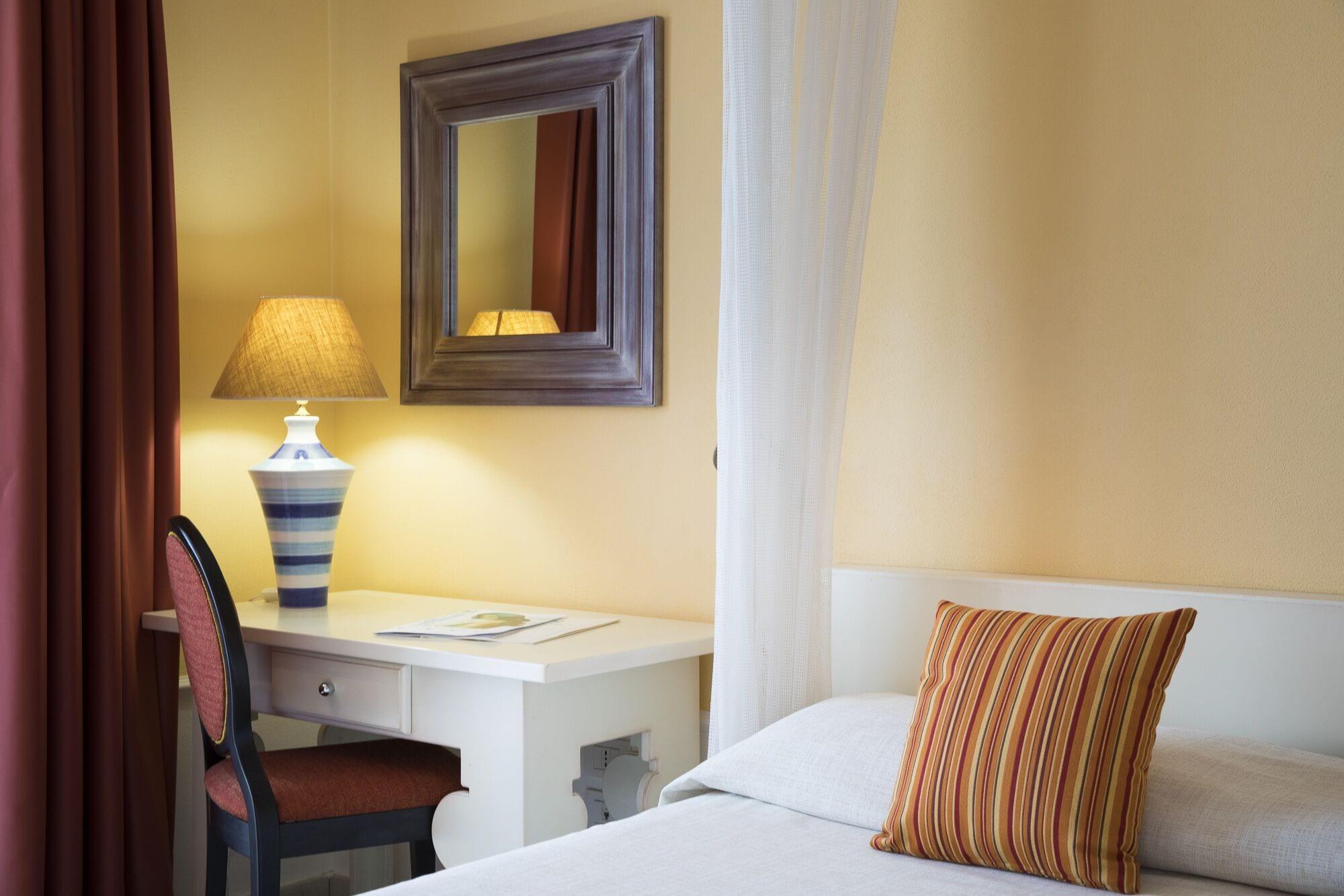Lu' Hotel Riviera Carloforte  Exteriör bild